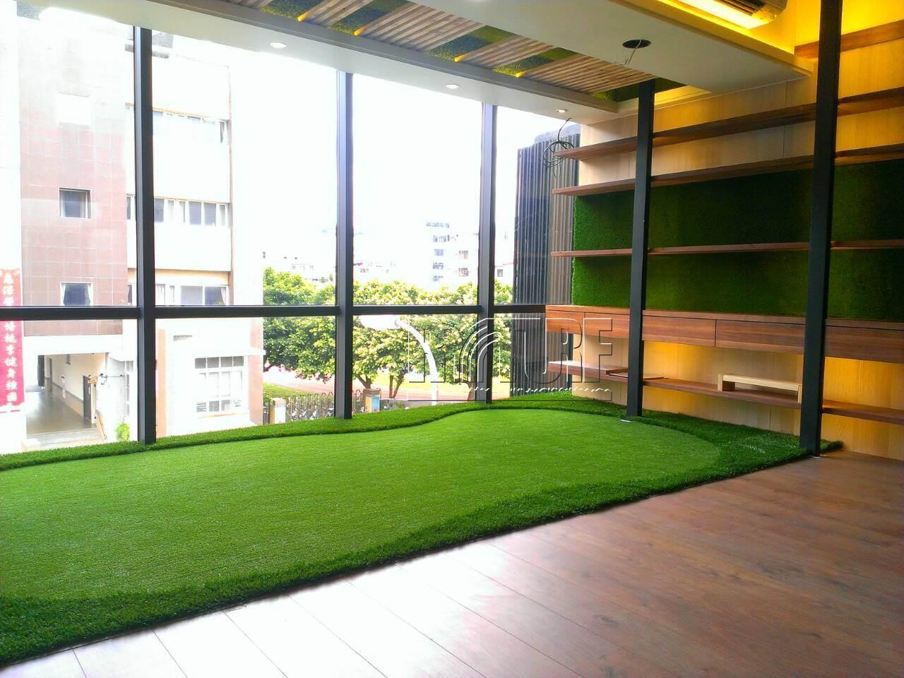 Artificial grass wall and green